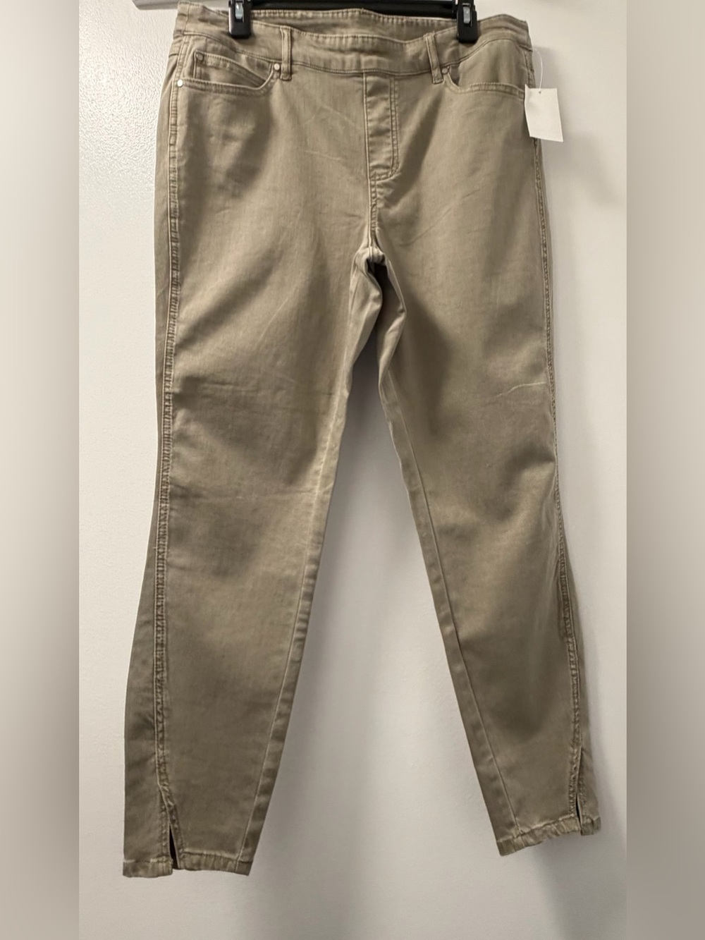 NWT Northern Reflections Fern Slim-Leg Ankle Pants Size 12